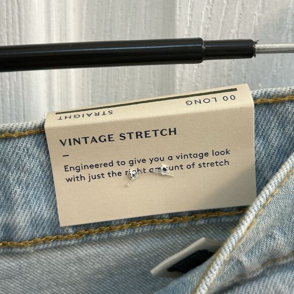 NWT Universal Thread Jeans 00L Rigid Denim High Rise Light Wash Button Fly - Picture 3 of 16